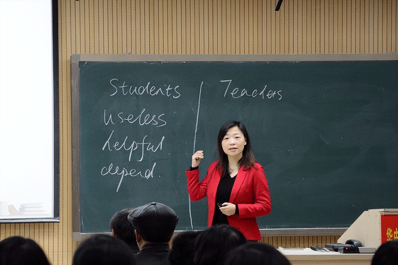 武汉市一本高校教师薪资标准,1993年哈尔滨高校教师薪资