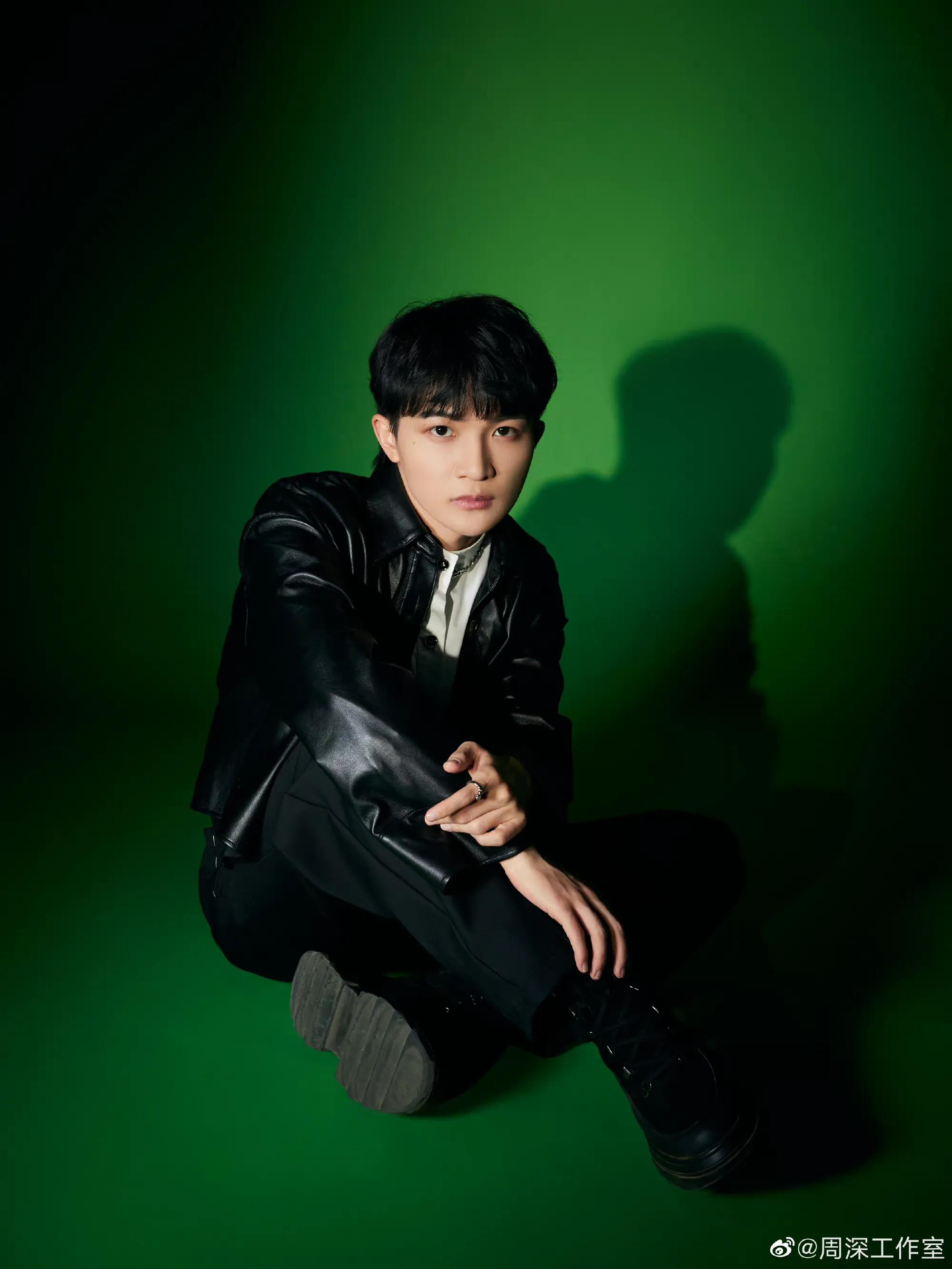 周深黑子,周深对于黑子的看法