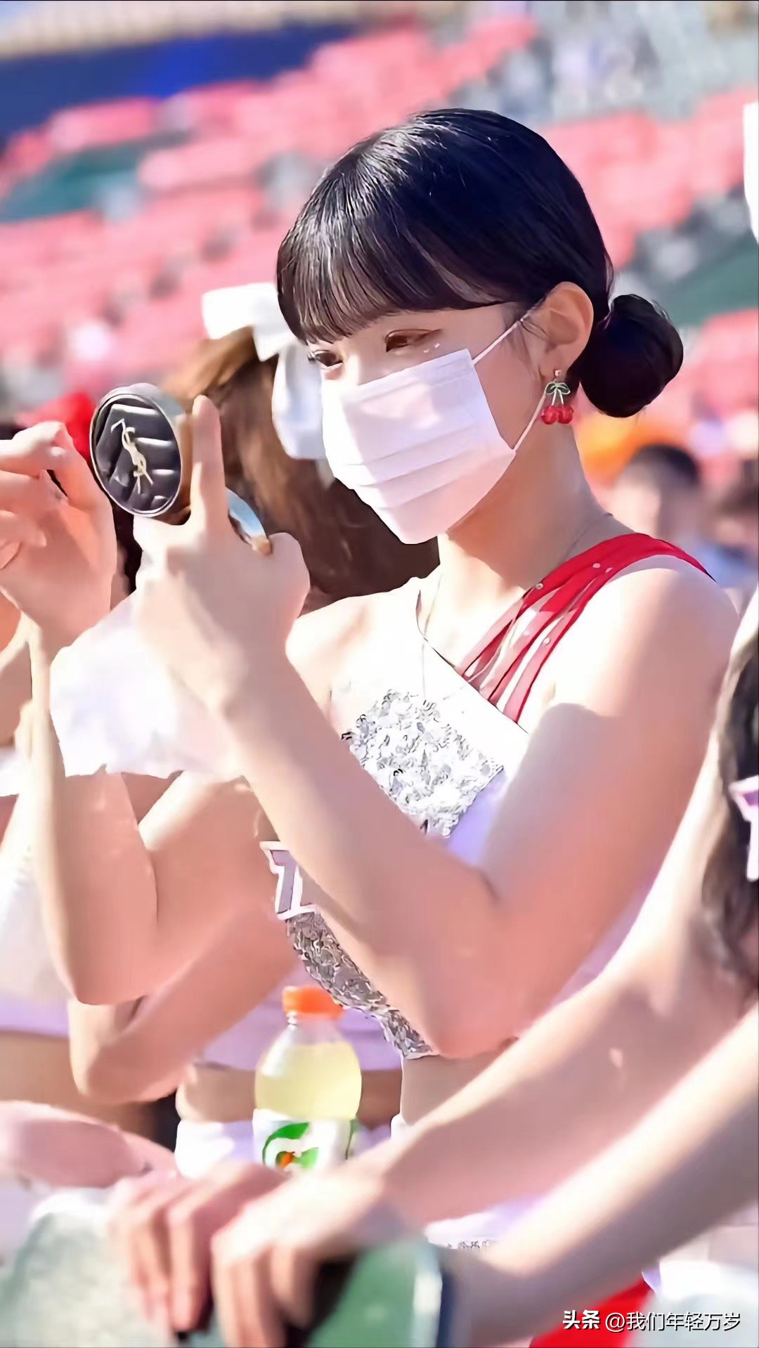 韩国啦啦队队长李多惠球场热舞,卡塔尔世界杯韩国啦啦队李多惠