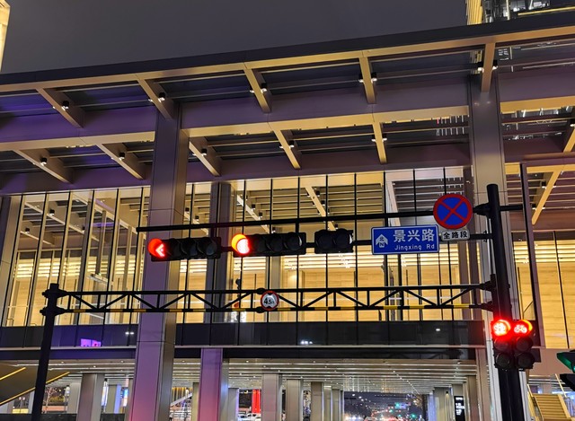 2023年手机屏幕多大最合适,如何选择适合自己手机的屏幕