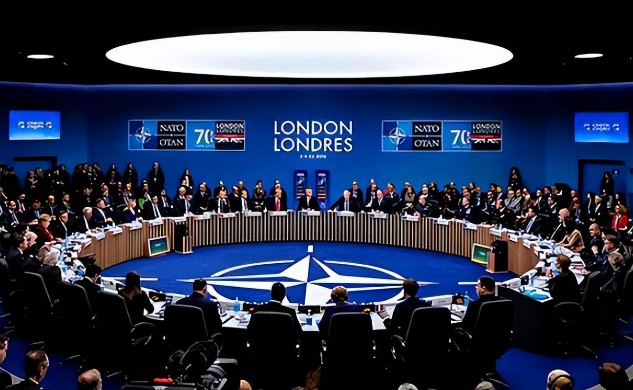 美欧等不及点燃下一场战火，中俄准备好打配合，一个都跑不了