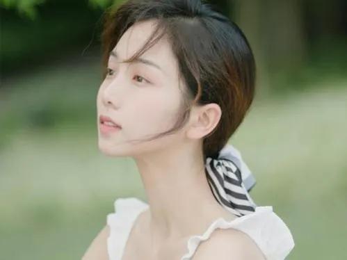 新媳妇第一次见男方,新媳妇第一次见公婆村里炸开锅