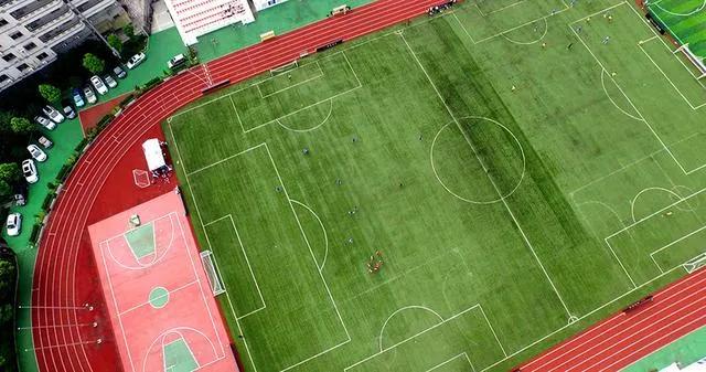 贵州村超都来了哪些大咖,贵州村超的球队能跟国足比吗