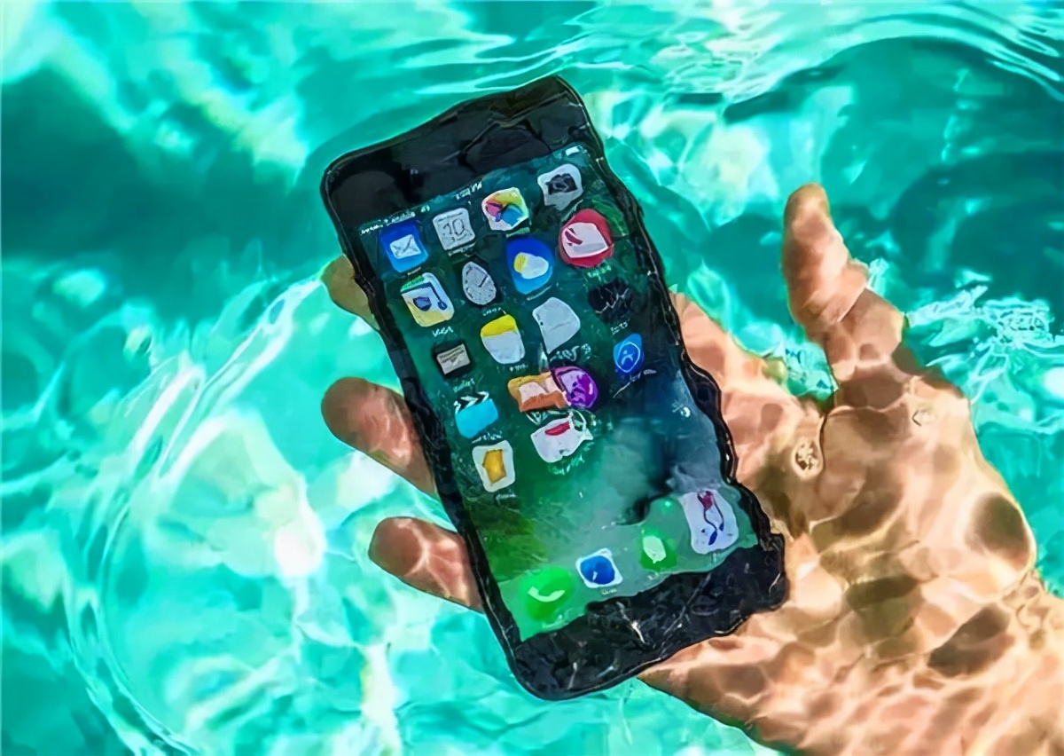 手机进水怎么处理好,手机进水怎么处理要多少钱