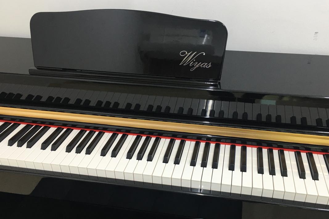 亲身体验！孩子初学钢琴，为什么建议买电钢琴