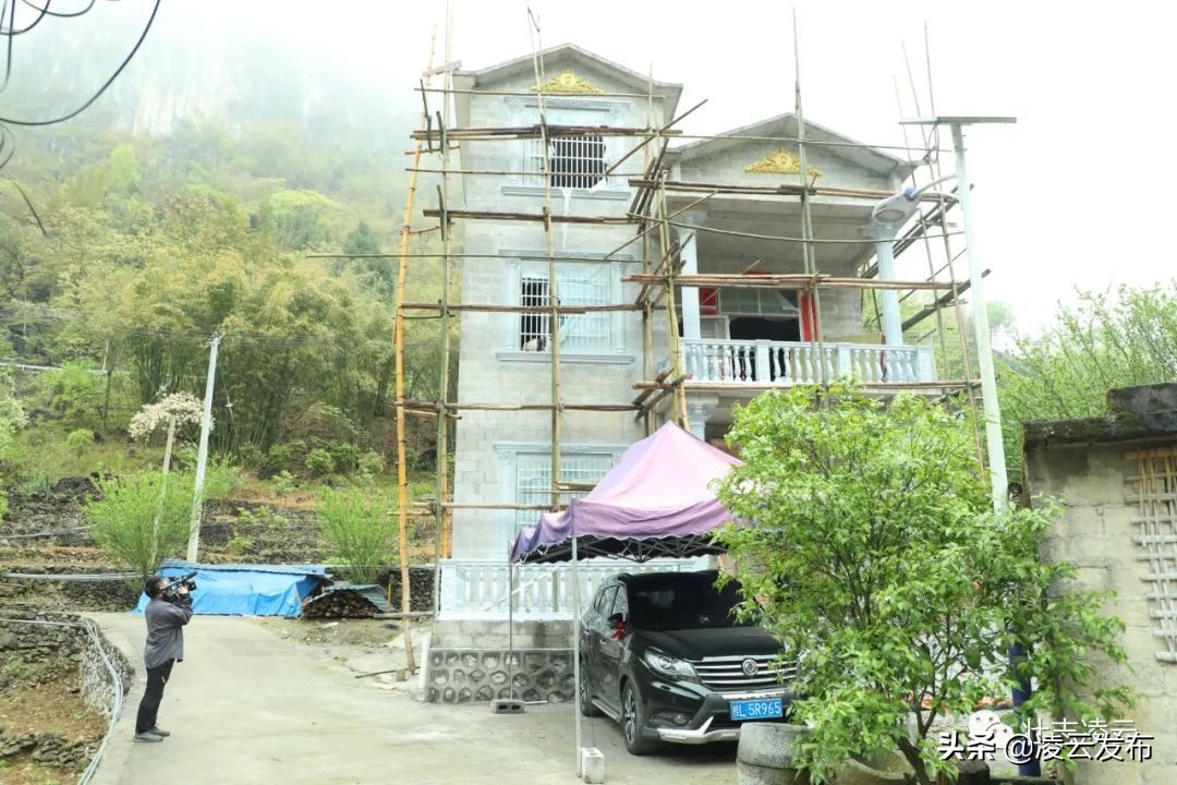 凌云县享受自治县待遇,凌云县庆30周年