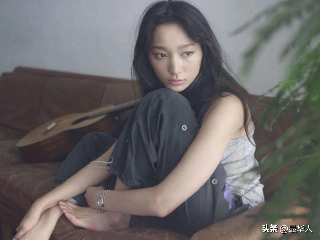 最惨星二代:父亲出轨,丈夫出轨,母亲迷信*教邪**欠下巨债