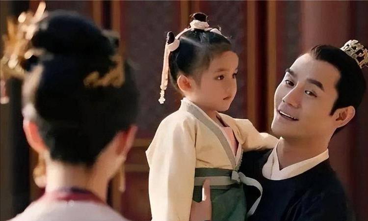 俗语男怕小嘴女怕大鼻,男怕小嘴女怕大鼻的含义