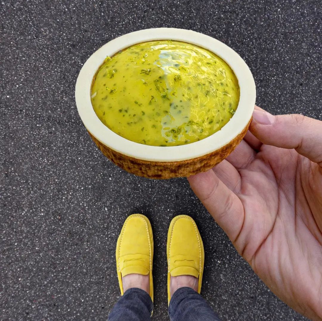 跟着「鞋子哥」逛巴黎甜品！每双鞋都适配！还能这么拍！