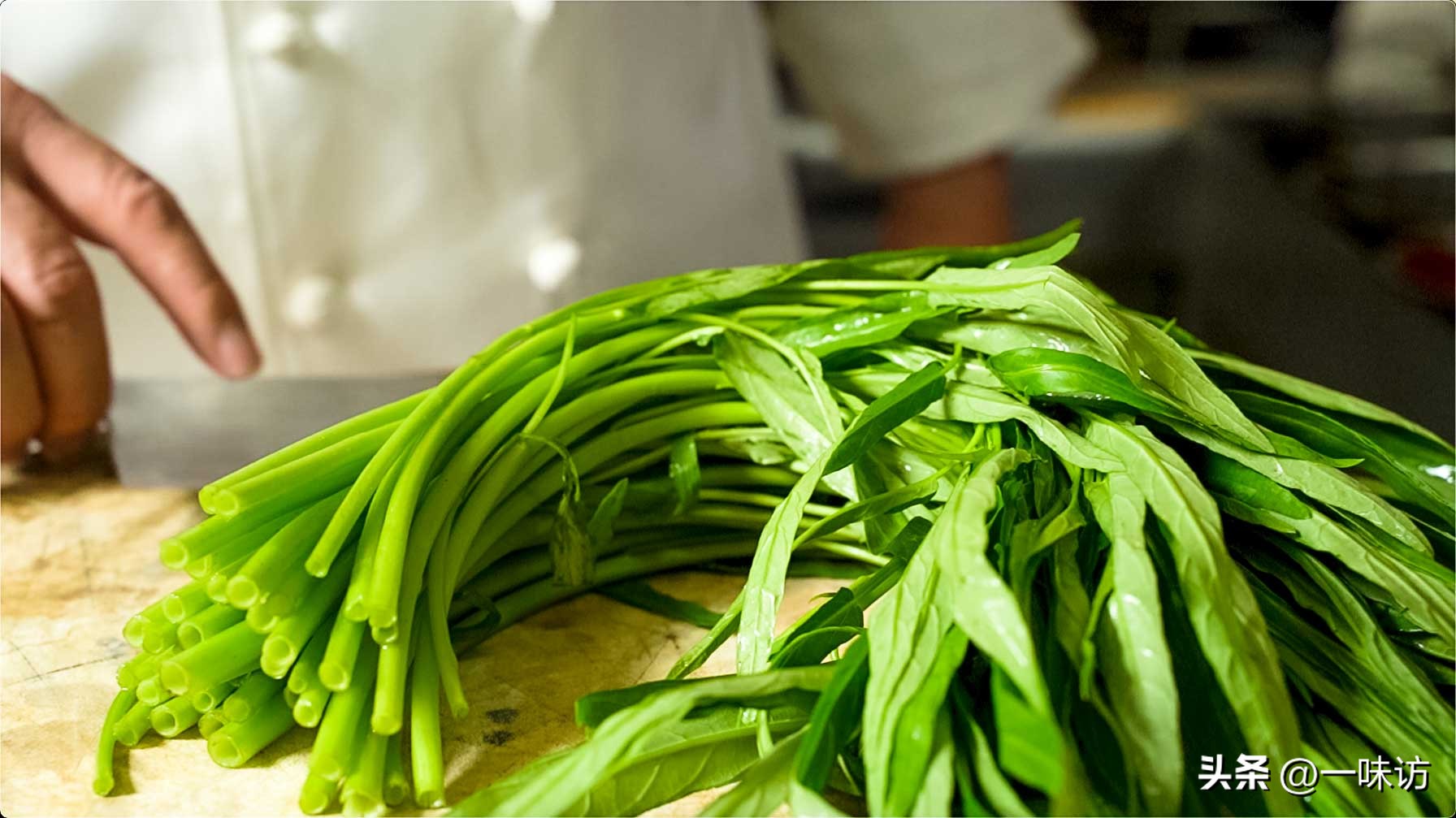 腐乳空心菜和豆酱空心菜,南乳空心菜比腐乳空心菜好吃