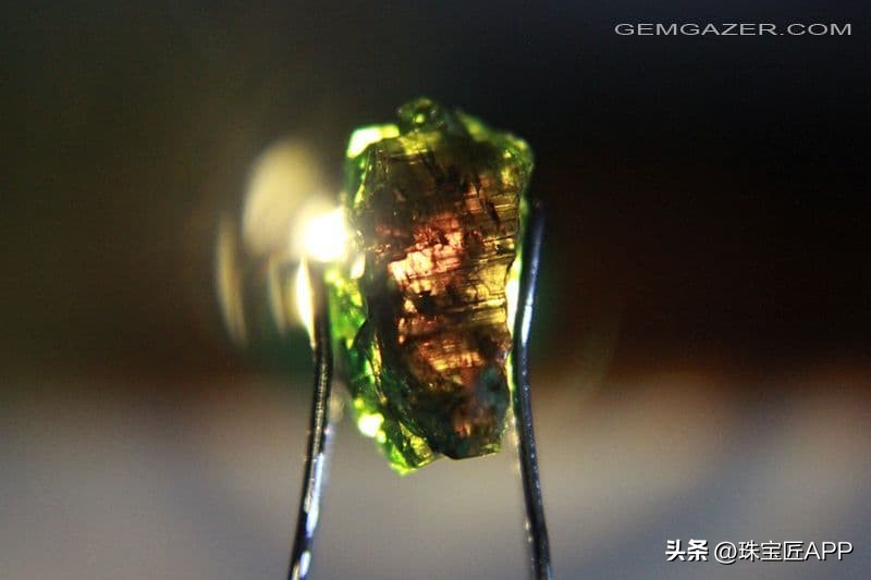 具有变彩效应的宝石有哪些,宝石特殊光学效应是什么