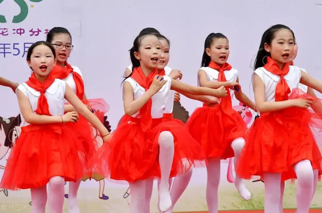 记得儿时放纸鸢,新梦文学六月忆儿时专刊