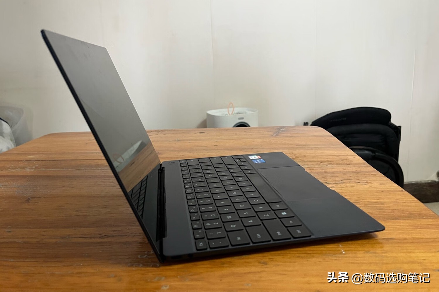 9999元的华为笔记本电脑,9999元的华硕笔记本