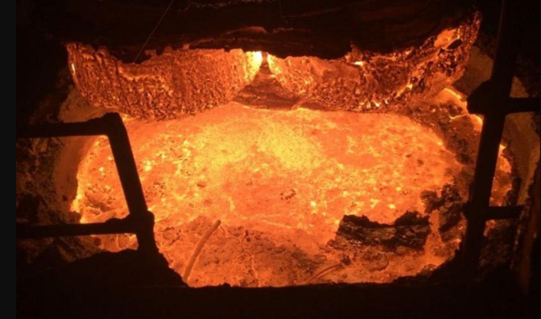 如果掉入钢水会怎么样,人落入钢水里会怎么样