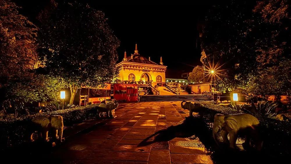 除夕盛况再现，明天去报国寺祈福啦！