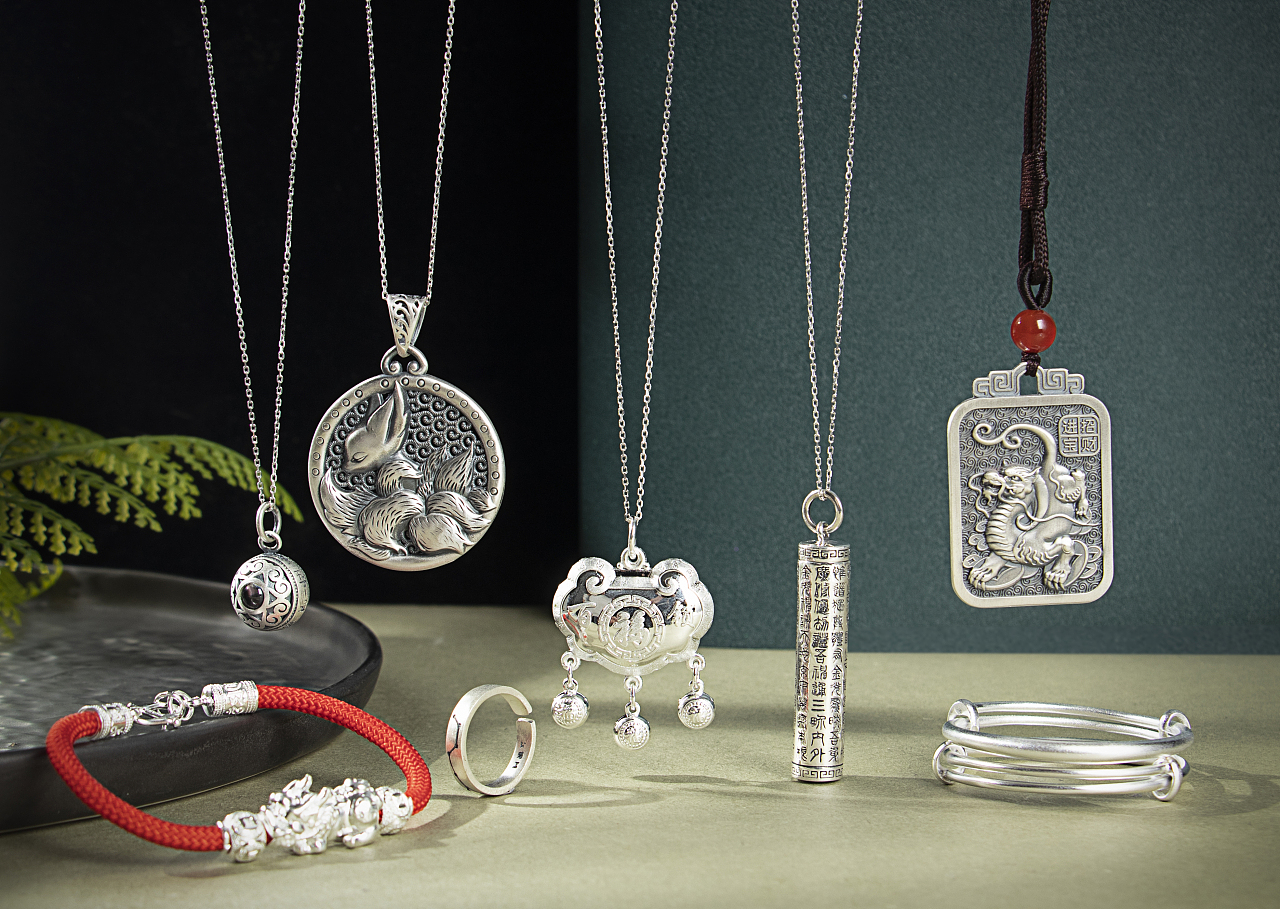 如何避免在网上买到假的银首饰,如何辨别银饰真的还是假的