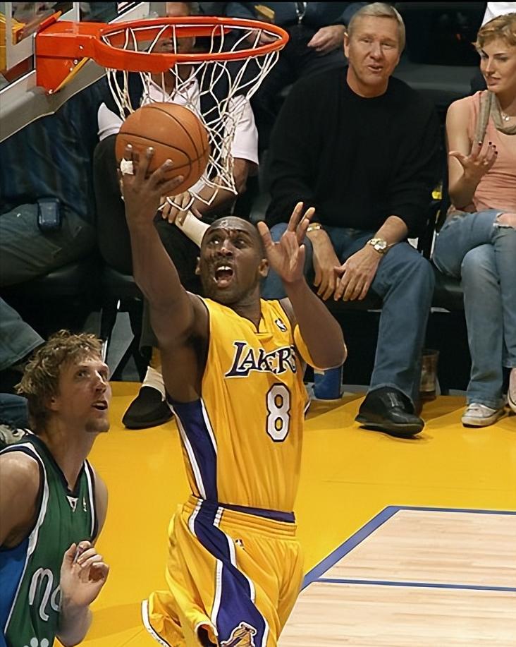 历史上的8月23日，科比出生了