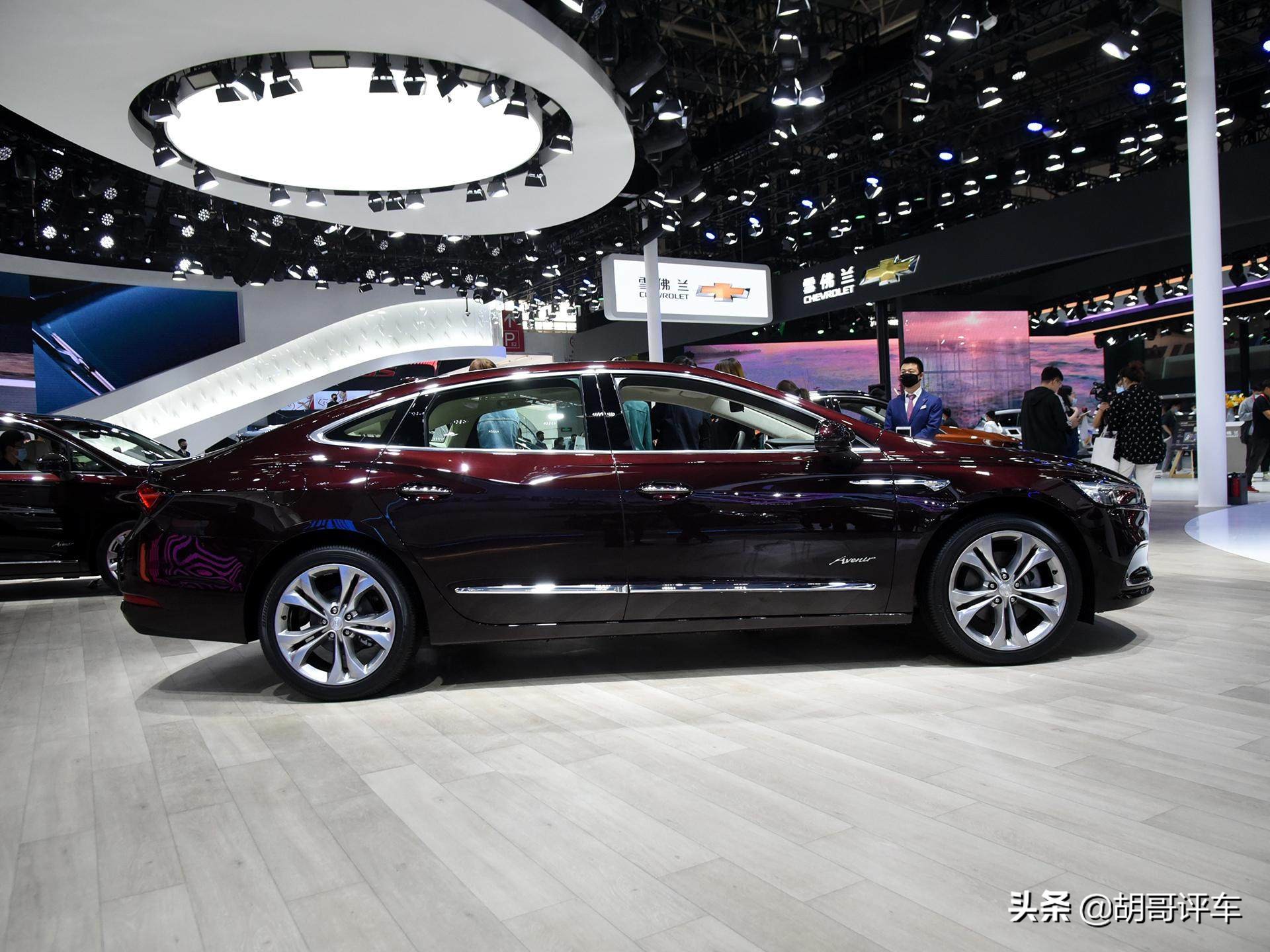 君越新款内饰改装高级感,豪华大屏导航