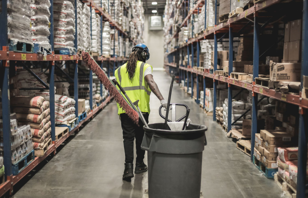 美国的工厂童工,媒体曝光美国800多家公司童工问题