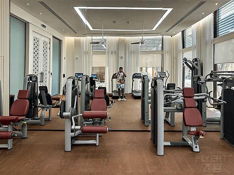 哈伊马角利兹卡尔顿,哈伊马角沙漠丽思卡尔顿酒店