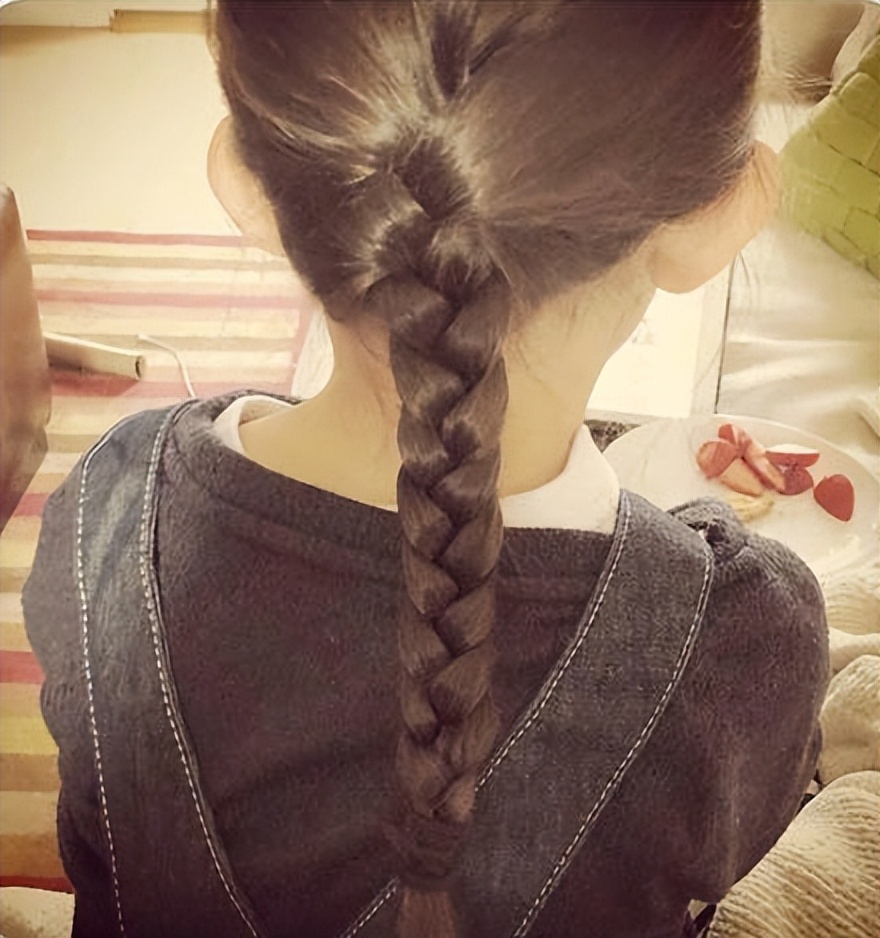 吴彦祖女儿吴斐然个人资料,吴彦祖吴斐然