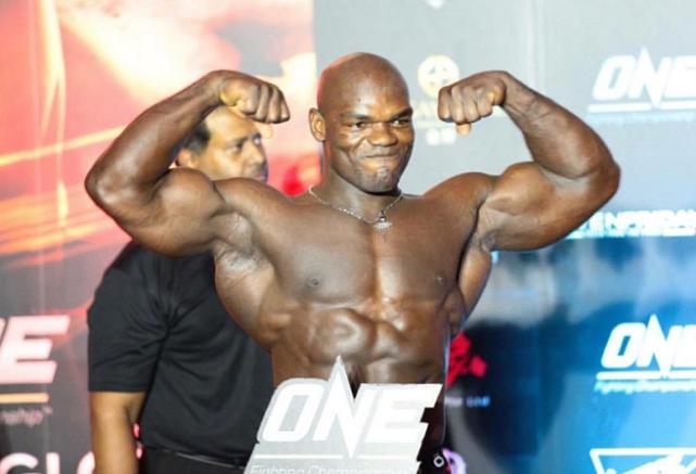 泰森和博尔特的肌肉,泰森的脖子博尔特的小腿