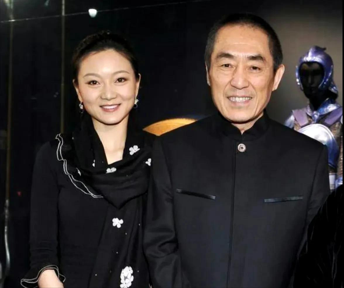 张艺谋毕业典礼,张艺谋参加长子毕业礼