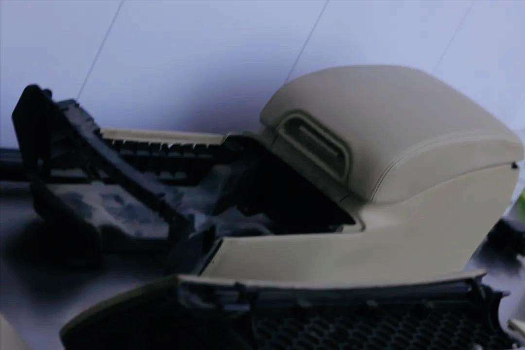 老皇冠全车翻新整备50000元,12代皇冠二手翻新要多少钱