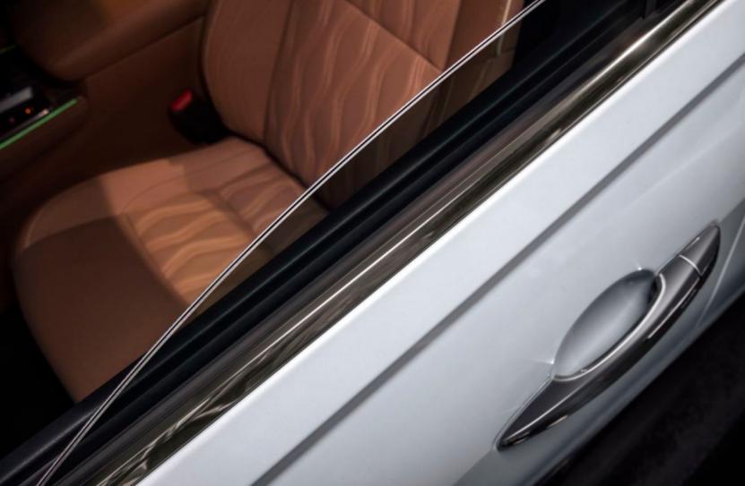 全新天籁vs凯迪拉克xt5,全新天籁对比全新凯美瑞