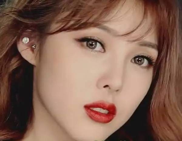 中式妆容教程眼影色系,如何让腮红眼影口红在同一色系