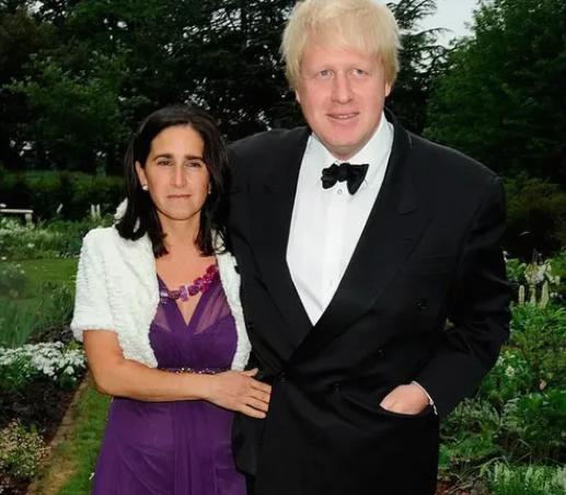 英首相婚外恋曝光,旧情人爆料约翰逊婚外情细节