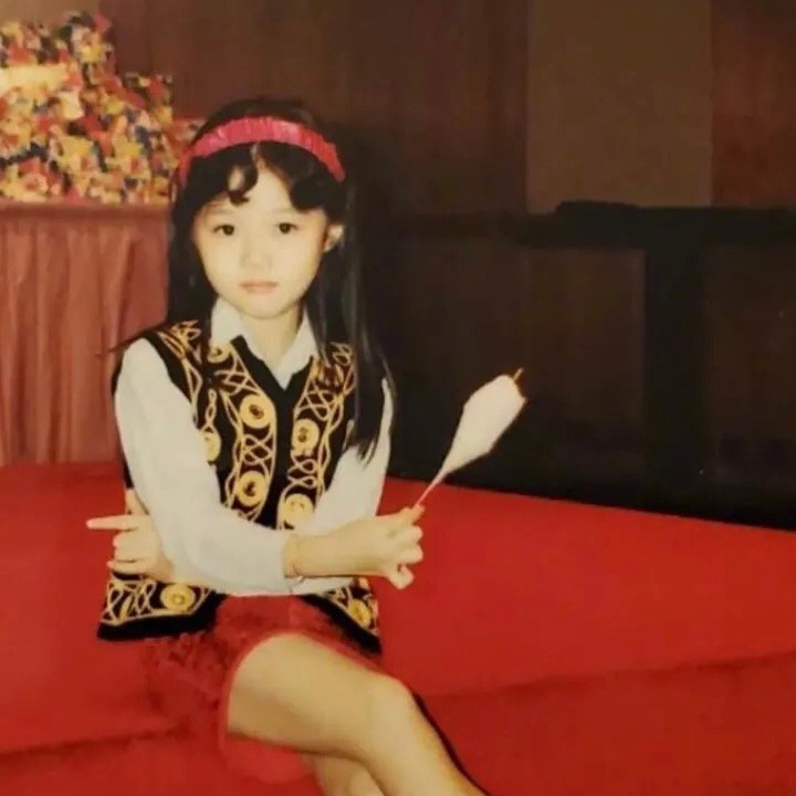 雷宛萤故事,豆瓣女神早期