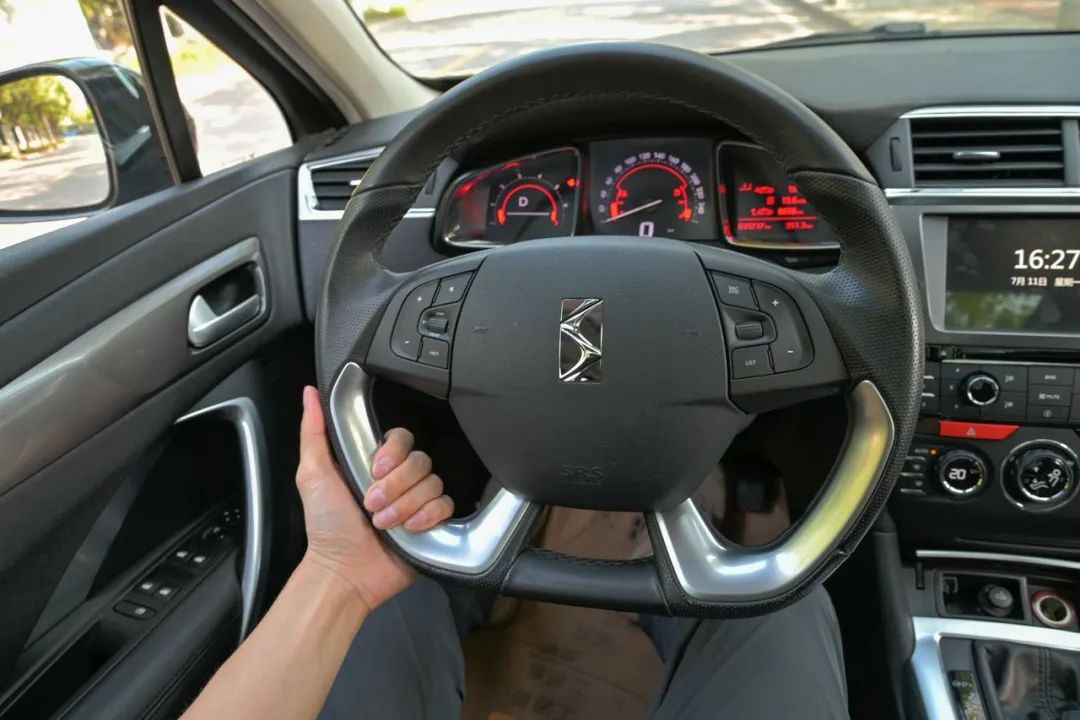 二手法系车哪款车最值得买ds5,法系最良心的三款车ds6