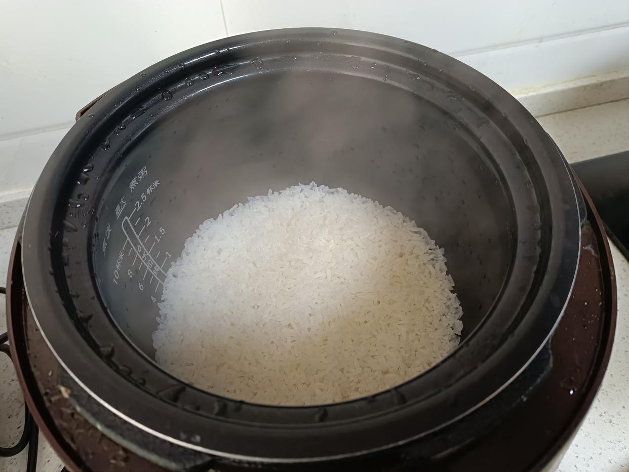 苏泊尔supor球釜豪华智能电饭煲5l,苏泊尔supor3升本釜电饭煲