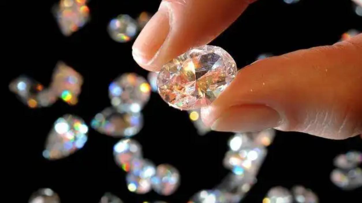 周大福买钻戒能退吗,周大福钻戒标错价卖出