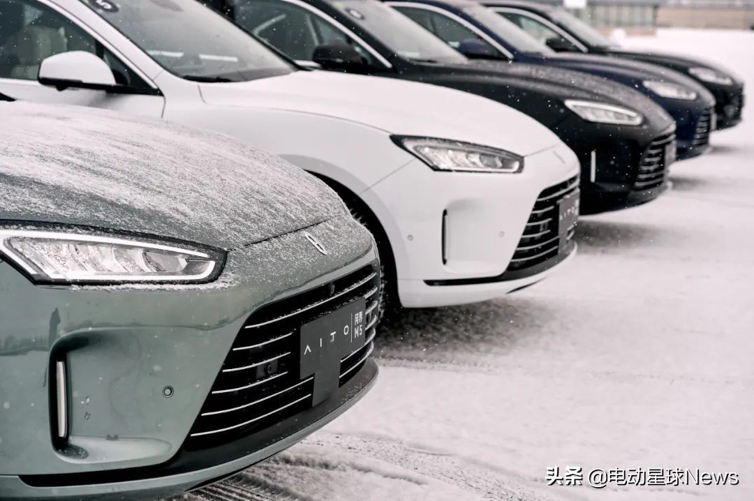 aito问界m5初体验,aito问界m5跟华为什么关系