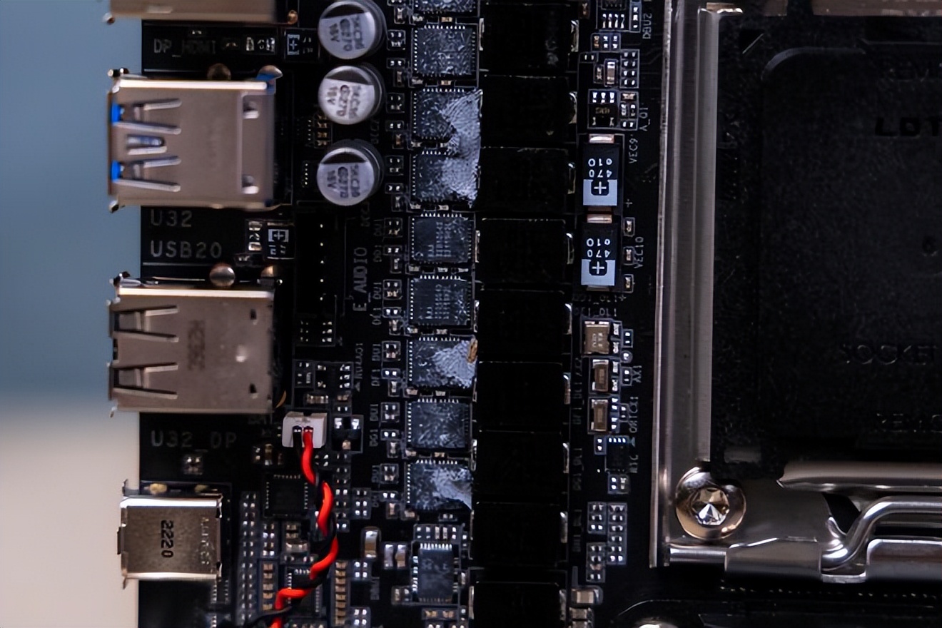 技嘉b550i主板拆解,技嘉b650iaorusultra主板图解