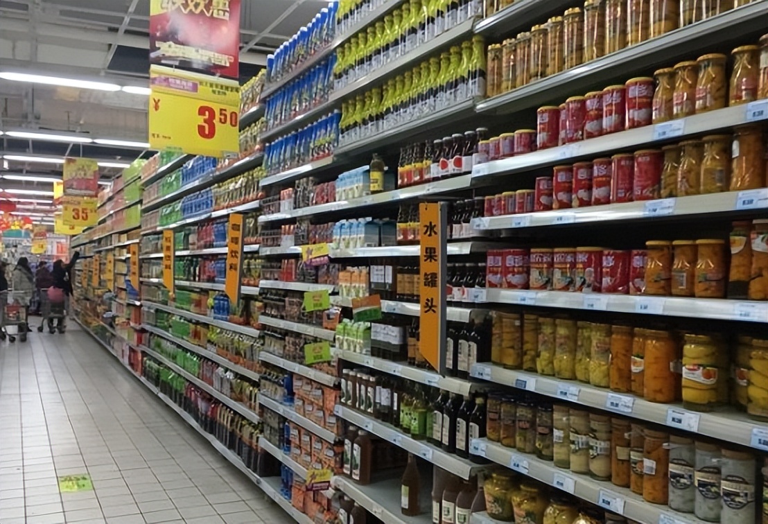 南京最大的华润苏果超市在哪里,南京最大苏果超市关了吗