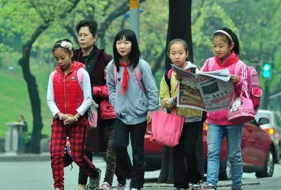 课后延时服务不参加会有处分吗,课后延时服务为什么家长不愿意了