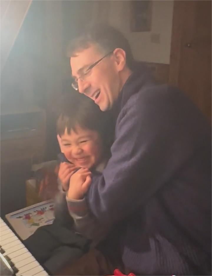 海南农村妹子嫁给剑桥学霸,海南人嫁给英国学霸妹妹家孩子