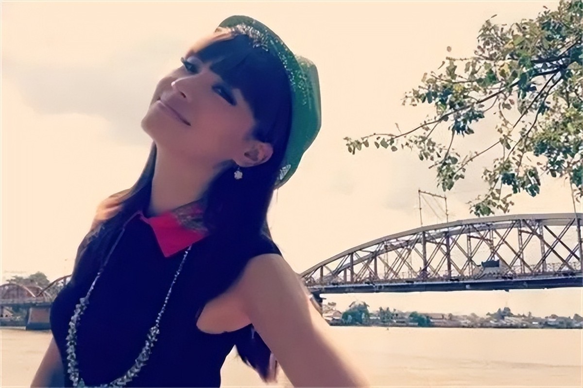 东方卫视万蒂妮,东方卫视主持人万蒂妮