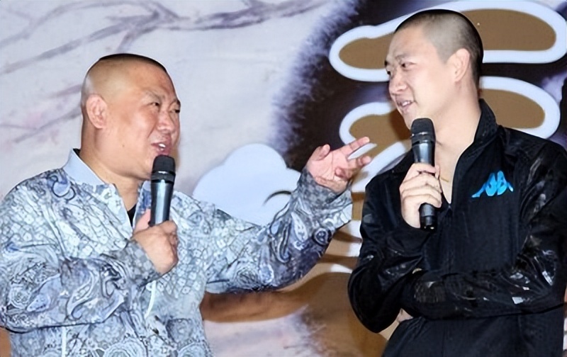 郭德纲讲述曹云金岳云鹏事件,当岳云鹏得知郭德纲被曹云金羞辱