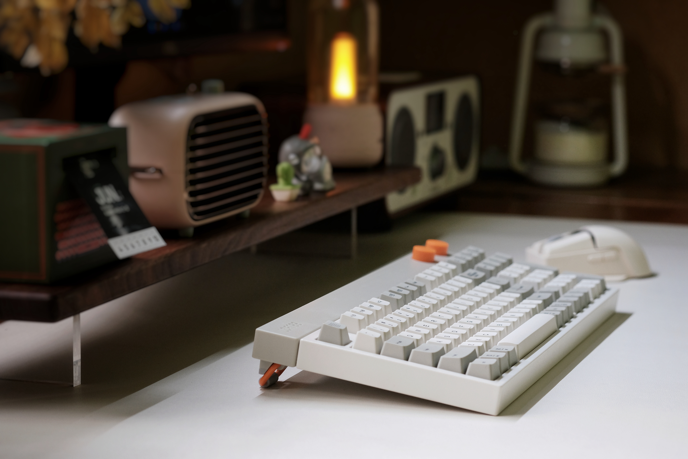 洛斐机械键盘开箱视频,洛斐键盘小方轴