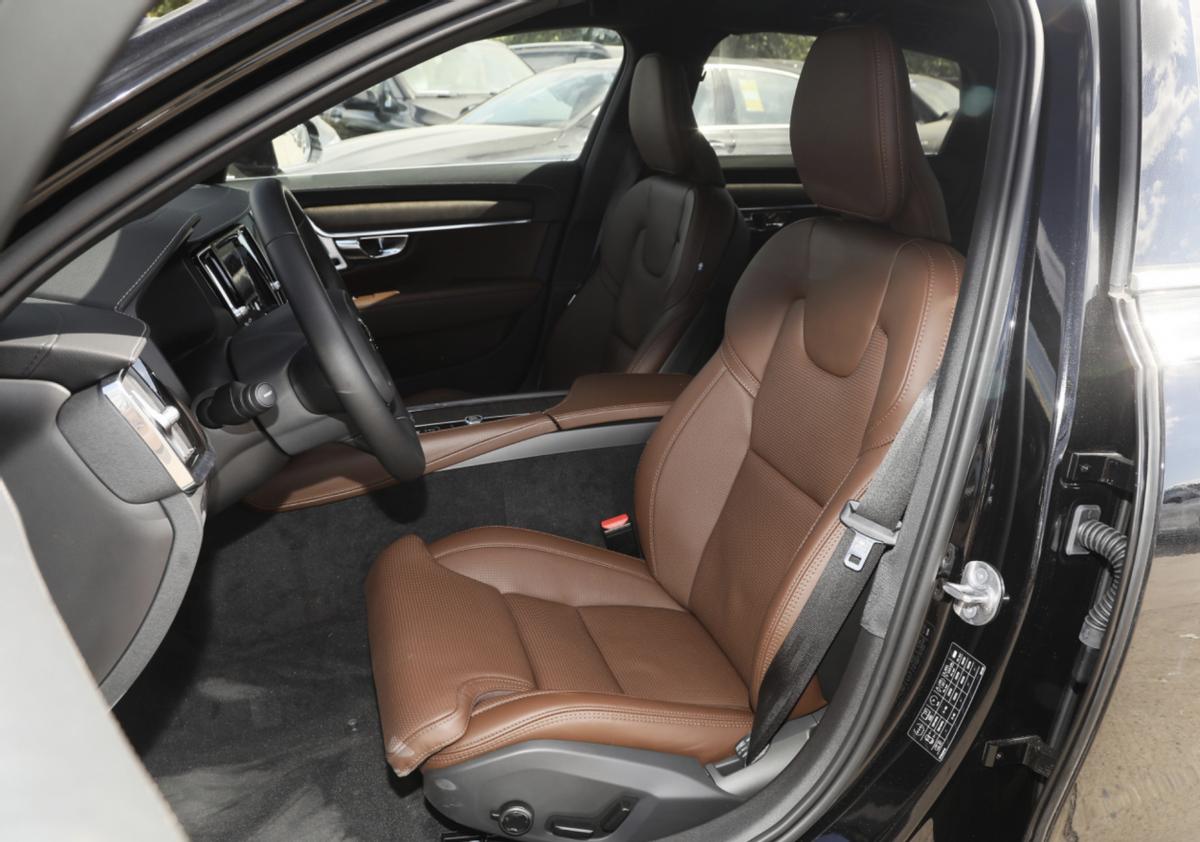 10万元能买哪一年的沃尔沃s90,10万左右能买到哪年的沃尔沃s90