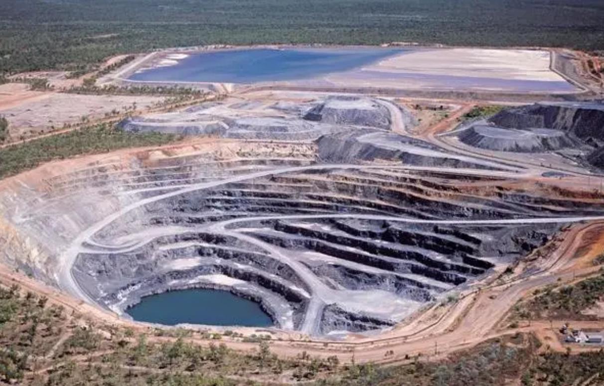 乌克兰矿产地图,乌克兰有色金属矿产资源