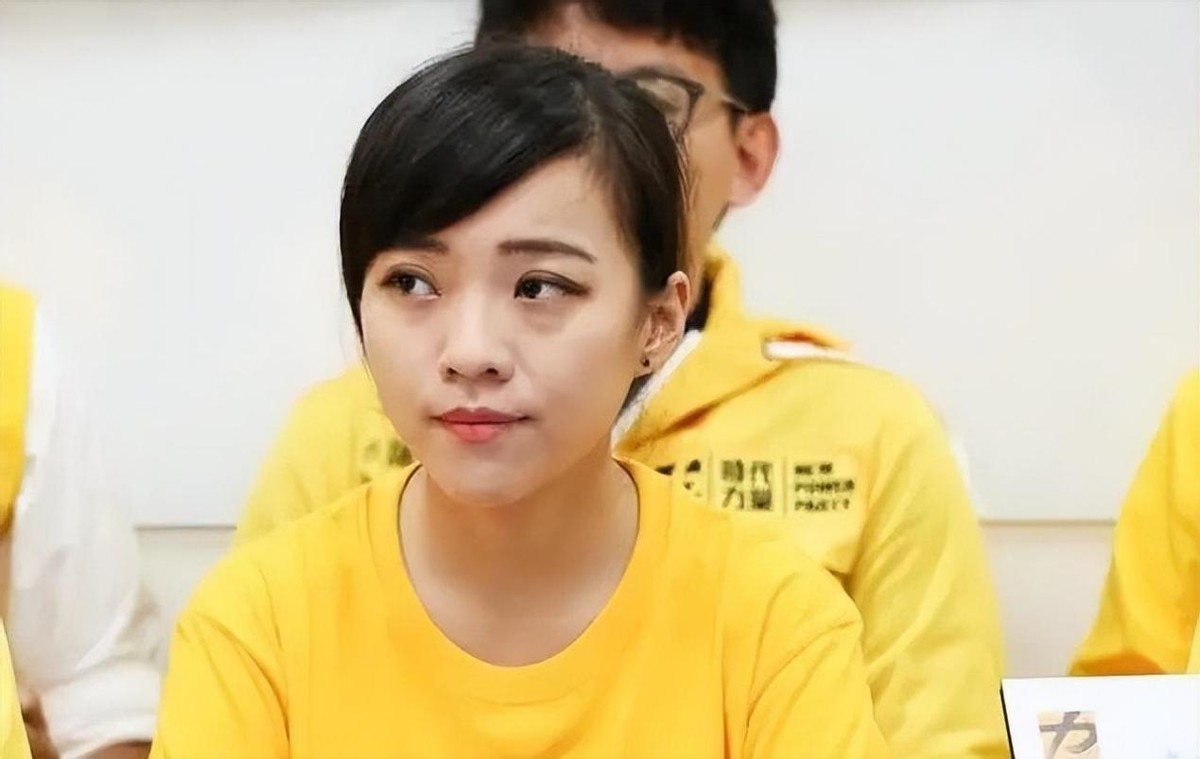 女“*独台**”分子黄捷：其家人在厦门赚钱，曾为“港独”众筹物资