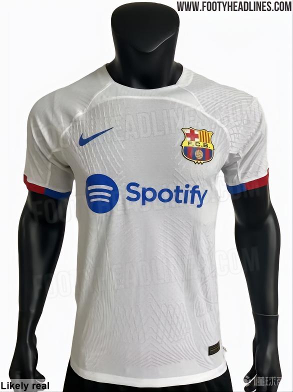 巴萨白色克鲁伊夫球衣几号,新版本巴萨球衣