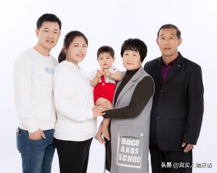 我，19岁出国打工，每天工作12个小时，为省钱10年没舍得回国