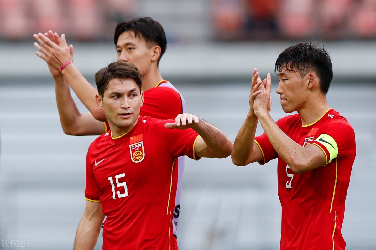 世界杯亚洲区40强分组国足,世界杯亚洲8.5个名额国足能行吗