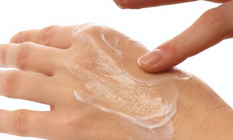 3块钱一瓶的炉甘石洗剂，连世卫组织都推荐，可以用来治哪些病？